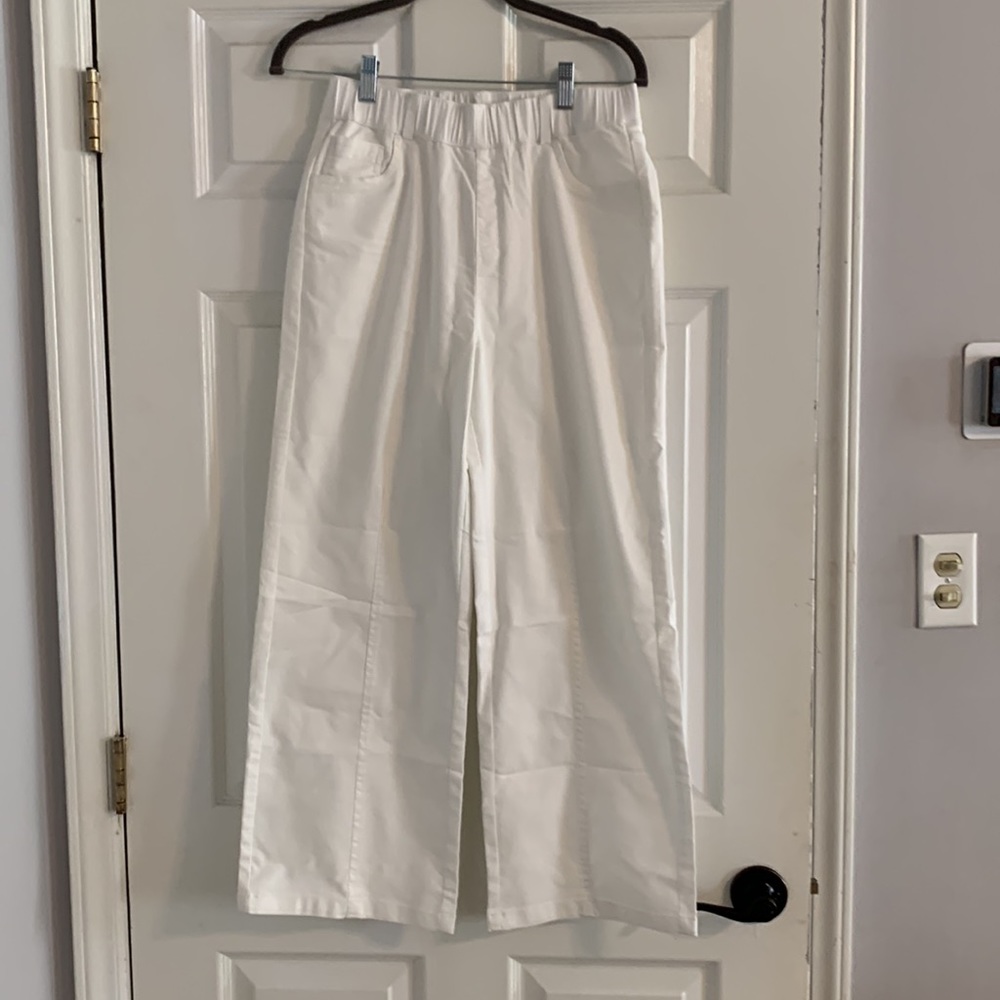 Ecru social shop jeans.